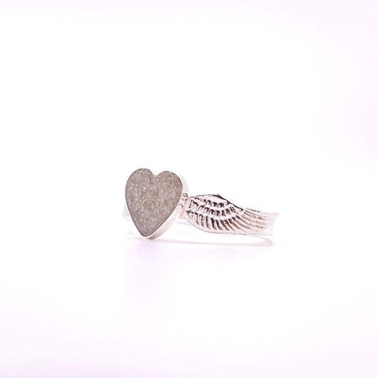 Angel wings heart Keepsake ring